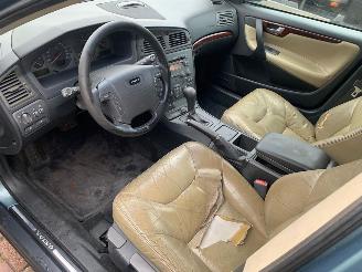 Volvo V-70 2.4 T GEARTRONIC picture 10