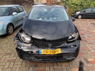 uszkodzony samochody osobowe Smart Forfour  2017/10