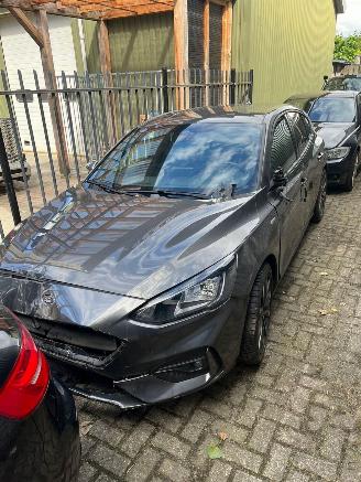 skadebil auto Ford Focus 1.5 EcoBlue 120 Hatchback  Diesel 1.499cc 88kW (120pk) FWD 2018-01/2025-11  ZTDA 2020/10