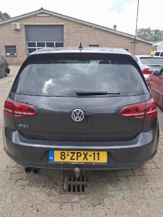 Voiture accidenté Volkswagen Golf GTE 2015/2