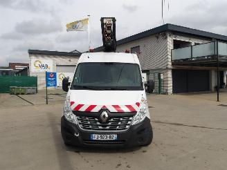 Renault Master HOOGTEWERKER picture 2