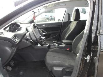Peugeot 308  picture 19