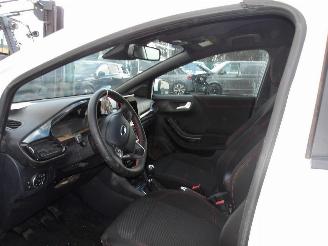 Ford Puma ST -LINE picture 18