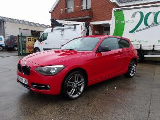 Schadeauto BMW 1-serie M-SPORT 2015/10
