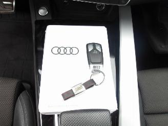 Audi A4 S-LINE picture 19