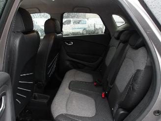 Renault Captur  picture 16