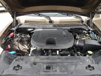 Land Rover Defender D300 X DYNAMIC picture 14