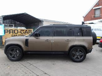 Land Rover Defender D300 X DYNAMIC picture 9