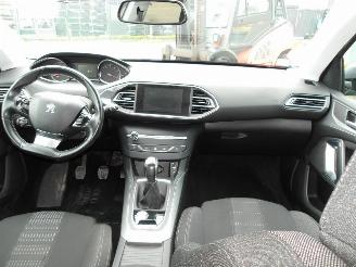 Peugeot 308  picture 2