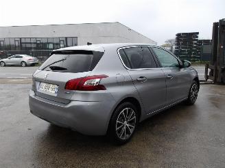 Peugeot 308  picture 4
