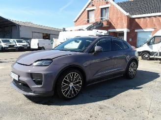 Unfallwagen Porsche Macan 4 TYPE 95B 2024/10