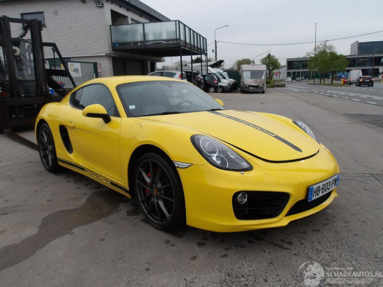 Porsche Cayman 