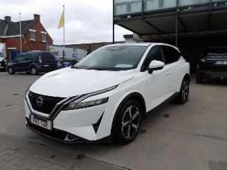 Schadeauto Nissan Qashqai  2023/4