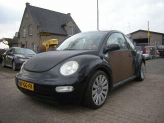 uszkodzony samochody osobowe Volkswagen New-beetle 1.9 TDI 90 (9C1) ratlook uitvoering, airco enz 2000/7