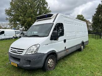 Schade bestelwagen Iveco Daily 35S14V 395 H2 MAXI KOELWAGEN / KOEL/VRIES AUTO TOT -19 GRADEN 2009/6