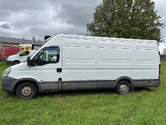 Iveco Daily 35S14V 395 H2 MAXI KOELWAGEN / KOEL/VRIES AUTO TOT -19 GRADEN picture 3