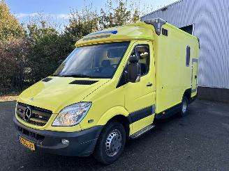 Schadeauto Mercedes Sprinter 519 CDI V6 EX AMBULANCE KOFFER OPBOUW AIRCO 2013/6