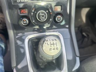 Peugeot 5008 1.6 HDiF Blue Lease 7p picture 8