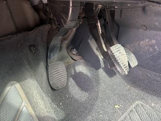 Peugeot 5008 1.6 HDiF Blue Lease 7p picture 43