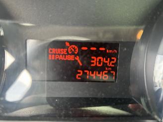 Peugeot 5008 1.6 HDiF Blue Lease 7p picture 10