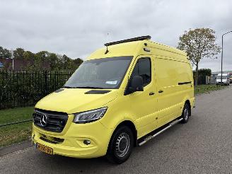 skadebil auto Mercedes Sprinter 319 CDI V6 EX AMBULANCE 2019/12
