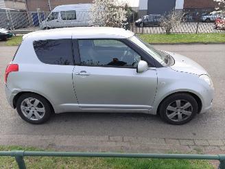 Suzuki Swift 1.3 AIRCO picture 13
