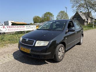 skadebil auto Skoda Fabia 1.9 TDI CHOICE 74KW AIRCO 2004/5