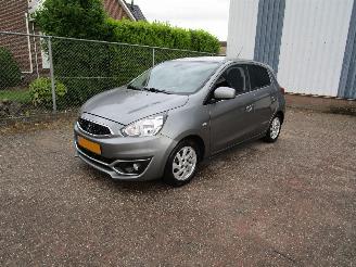 skadebil auto Mitsubishi Space-star 1.2 Navi Airco 2018/11