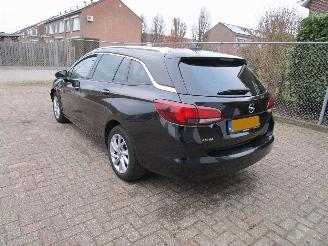 Opel Astra 1.2 Nieuwe Motor Camera Navi 6-Bak picture 2
