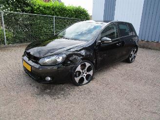 Schadeauto Volkswagen Golf 1.4 TSI Leder Navi Clima 6-Bak 2009/1
