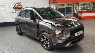 Schadeauto Citroën C3 Aircross 1.2 E-THP PURETECH 130 SUV  BENZ 1.199CC 96KW 131PK 2020/11