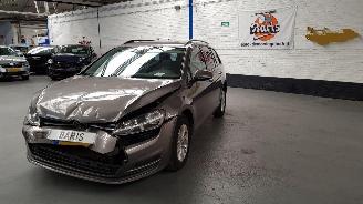 Volkswagen Golf 1.2 TSI 16V COMBI  BENZ 1.197CC 63KW 86PK picture 3