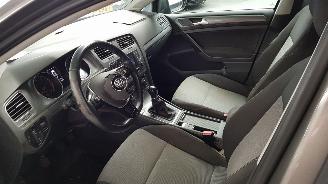 Volkswagen Golf 1.2 TSI 16V COMBI  BENZ 1.197CC 63KW 86PK picture 9