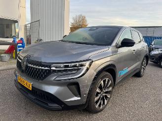 Schadeauto Renault Austral 1.2 E-Tech full hybrid 200 techno AUTOMAAT 2023/7