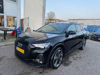 Unfallwagen Audi Q4 45 quattro Advanced edition 82 AUTOMAAT kWh BJ 2024 14.672 KM 2024/10