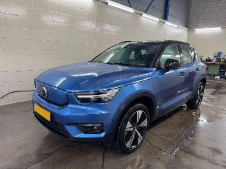 Schadeauto Volvo XC40 Recharge P8 AWD R-Design 408 PK ! 2020/11