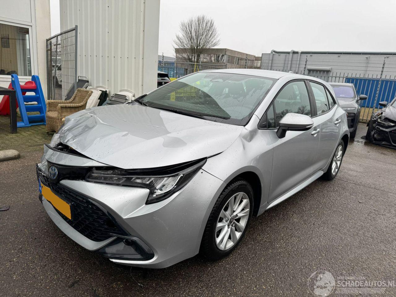 Toyota Corolla Hybrid  AUTOMAAT 140 Active BJ 2024 22.235 KM