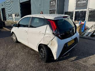Toyota Aygo 1.0 VVT-i AUTOMAAT X PLAY picture 7