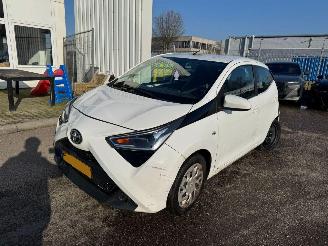 Toyota Aygo 1.0 VVT-i AUTOMAAT X PLAY picture 5