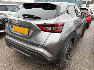 Nissan Juke 1.0 DIG-T N-Connecta picture 4