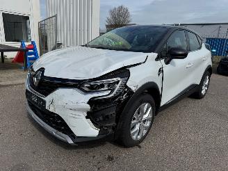 Schadeauto Renault Captur 1.3 AUTOMAAT TCe 130 Edition One 2020/4