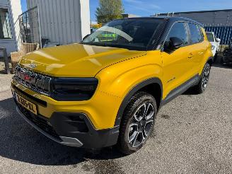 Schadeauto Jeep Avenger 1st Edition 54 kWh 2023/12