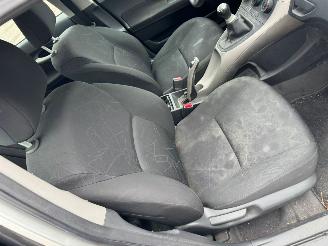 Toyota Auris 1.6-16V Terra picture 15