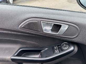 Ford Fiesta 1.5 TDCi Style Lease picture 18