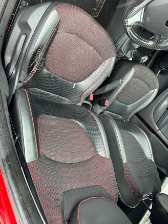 Renault Captur 0.9 TCe Helly Hansen picture 19