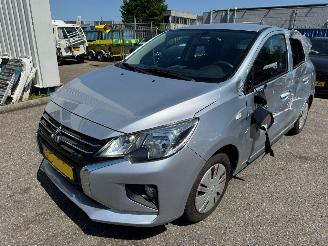 Vaurioauto  passenger cars Mitsubishi Space-star 1.0 Cool+ 2020/11
