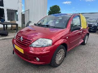 Vaurioauto  passenger cars Citroën C3 1.6i-16V Exclusive 2004/12
