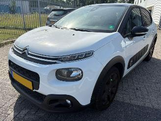 Vaurioauto  passenger cars Citroën C3 1.2 PureTech Shine 2017/10