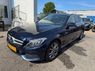 damaged passenger cars Mercedes C-klasse Estate 200 AUTOMAAT CDI Business Solution 2017/10