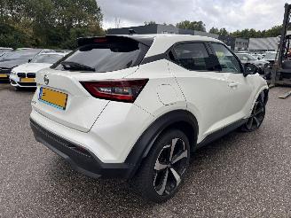 Nissan Juke 1.0 AUTOMAAT DIG-T Tekna picture 3